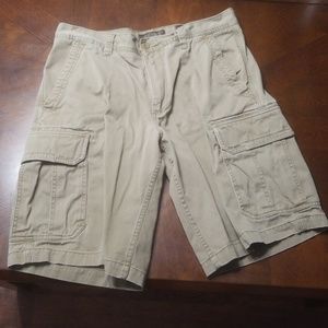 Old Navy cargo khakis